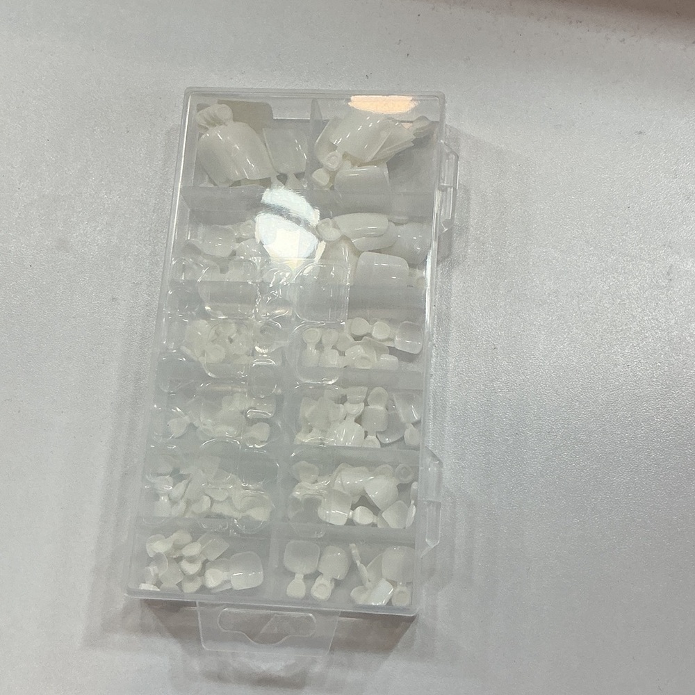 White toe Nail fake nails